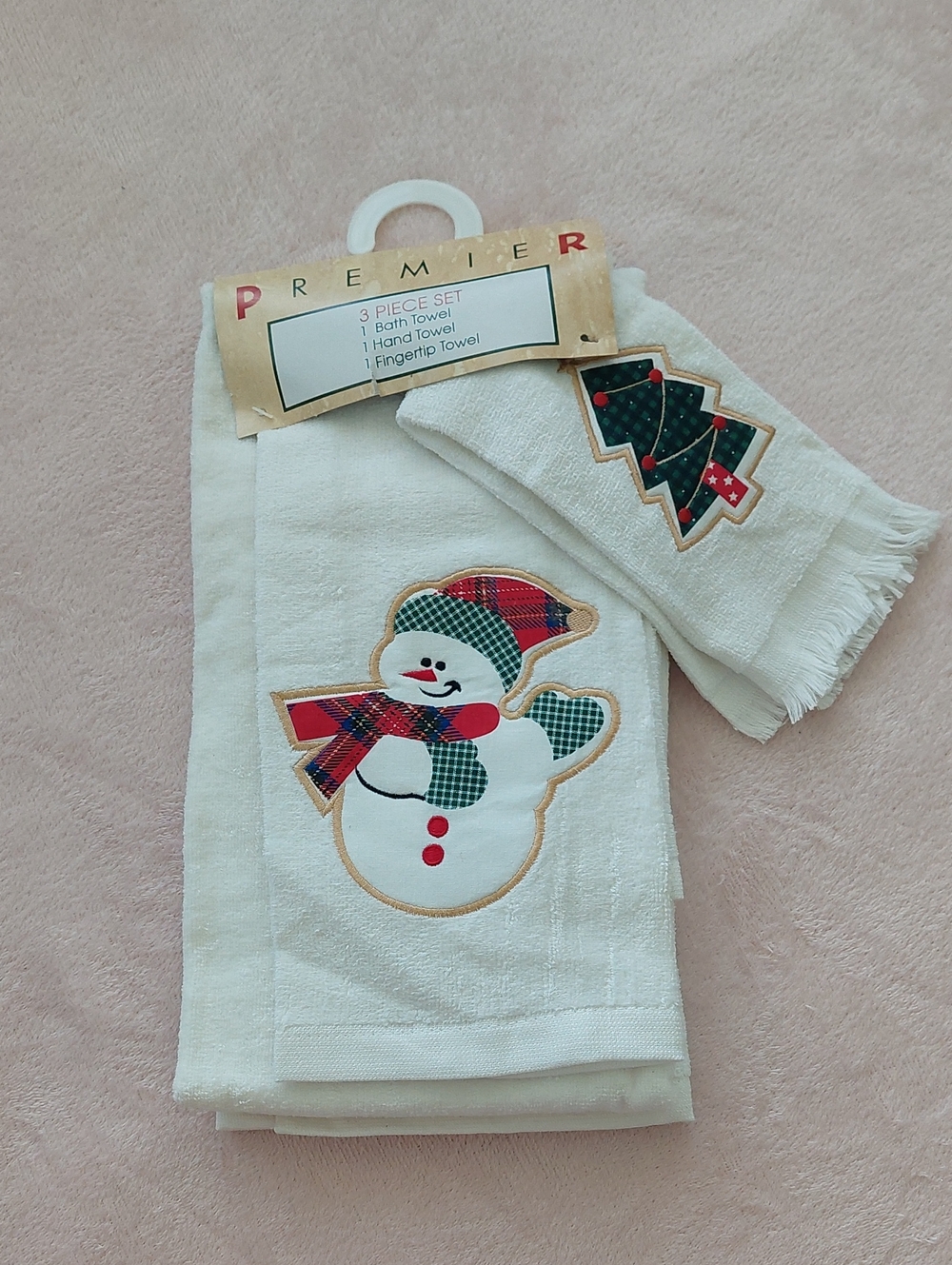 PREMIER brand 3-piece Holiday Bath Towel Set NWT
